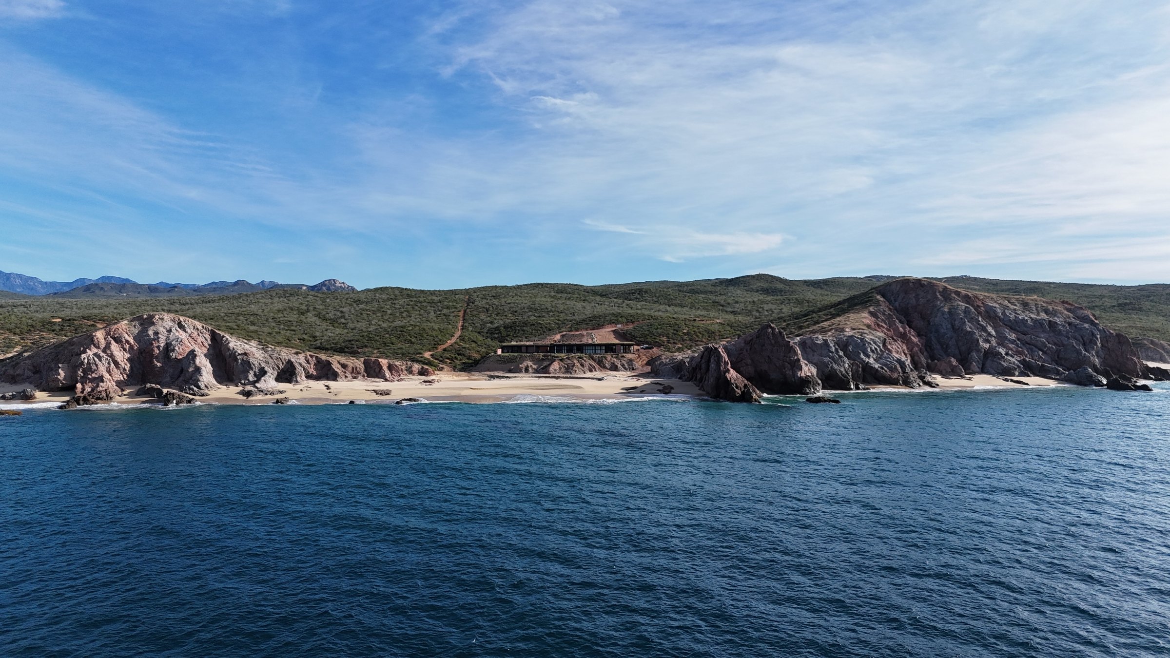 La costa y el mar desde el acantilado